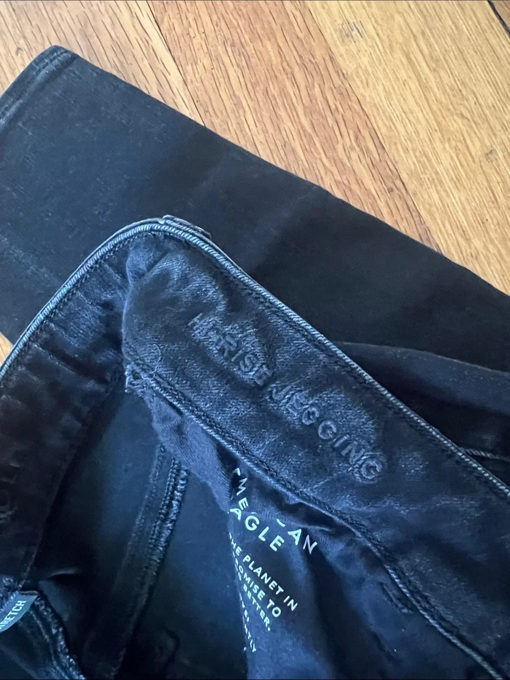 American Eagle Outfitters Womens hi-rise jegging  - Light Blue & Black